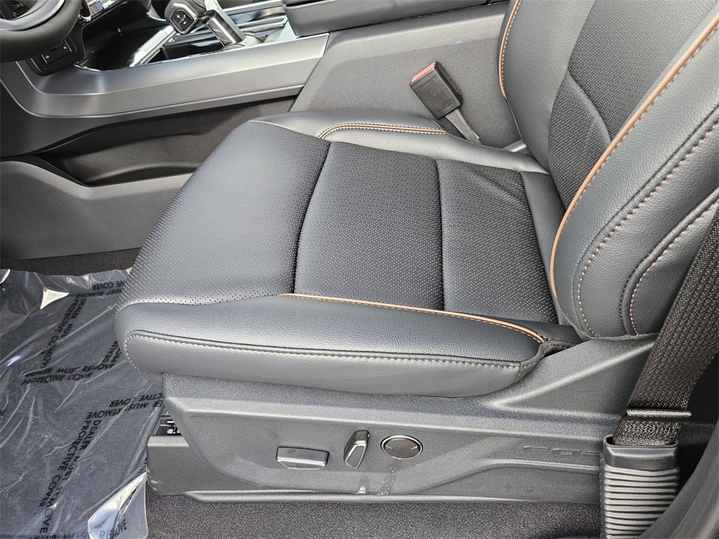 New 2025 Ford F150 Lariat image 15