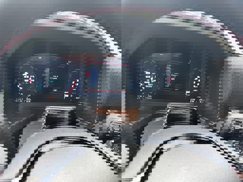 Used 2025 Ford Explorer ST-Line w/ Premium Package image 19