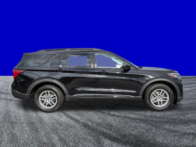 New 2026 Ford Explorer Active w/ Active Comfort Package RWD image 3
