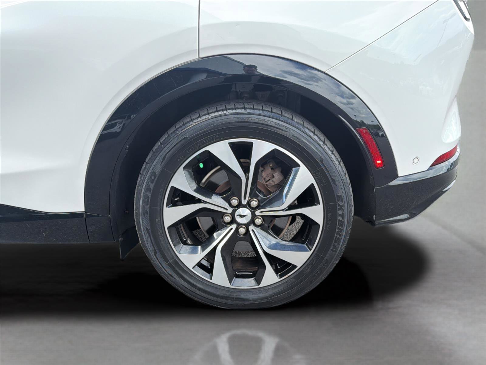 Used 2021 Ford Mustang Mach-E Premium AWD/4WD image 42