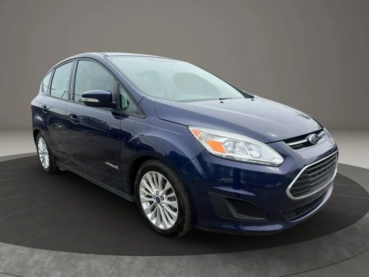 Used 2017 Ford C-MAX SE FWD image 3
