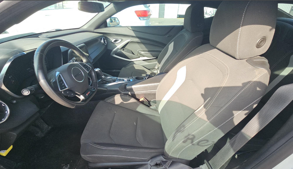 Used 2019 Chevrolet Camaro SS RWD image 8