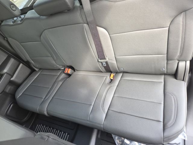 New 2026 GMC Sierra 2500 Pro w/ Convenience Package image 25