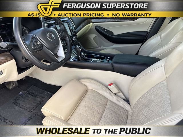 Used 2016 Nissan Maxima Platinum w/ Interior Lighting Package image 12
