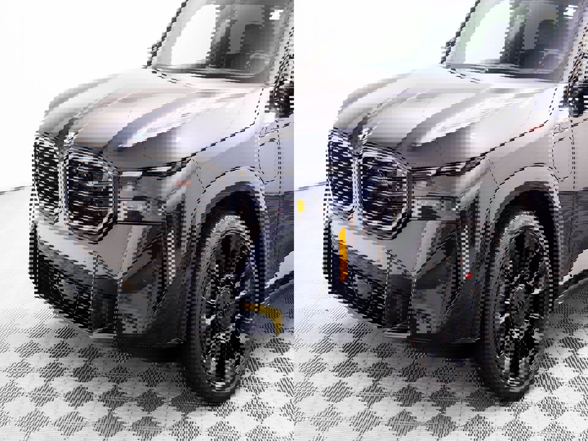 New 2026 BMW XM Label Red image 36