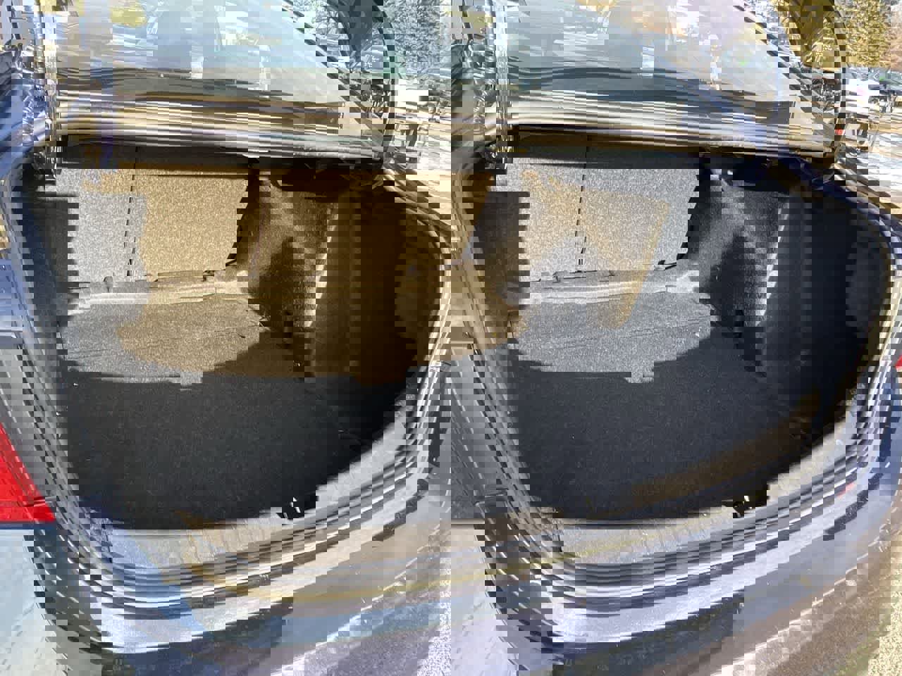 Used 2016 Chevrolet Malibu LT image 17