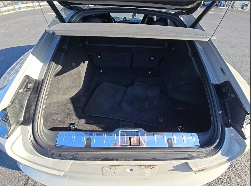 Used 2023 Porsche Panamera Platinum Edition RWD image 12