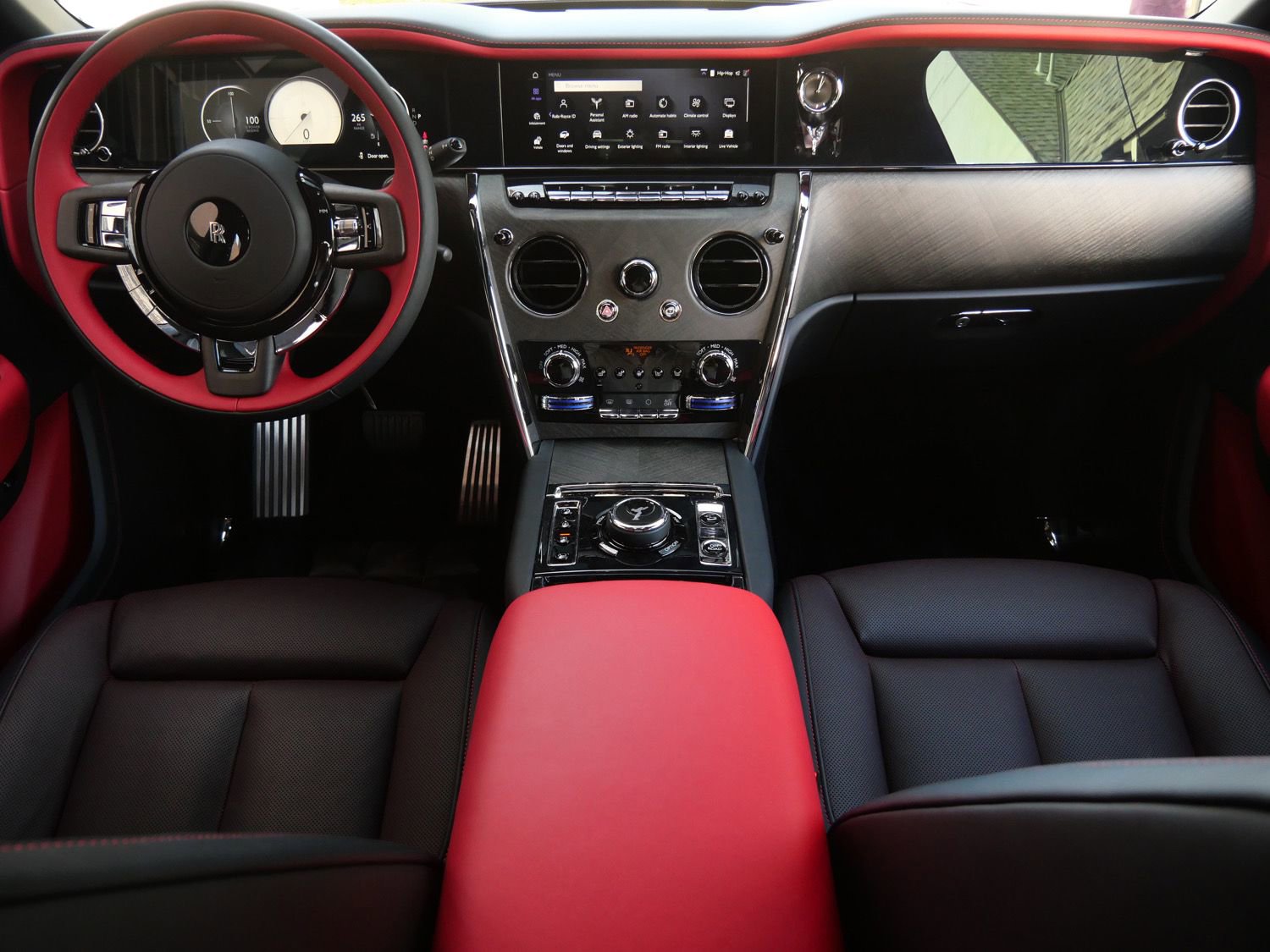 New 2025 Rolls-Royce Cullinan image 4