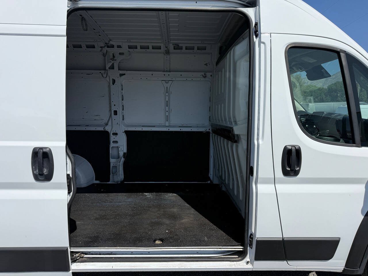 Used 2023 RAM ProMaster 1500 FWD image 23