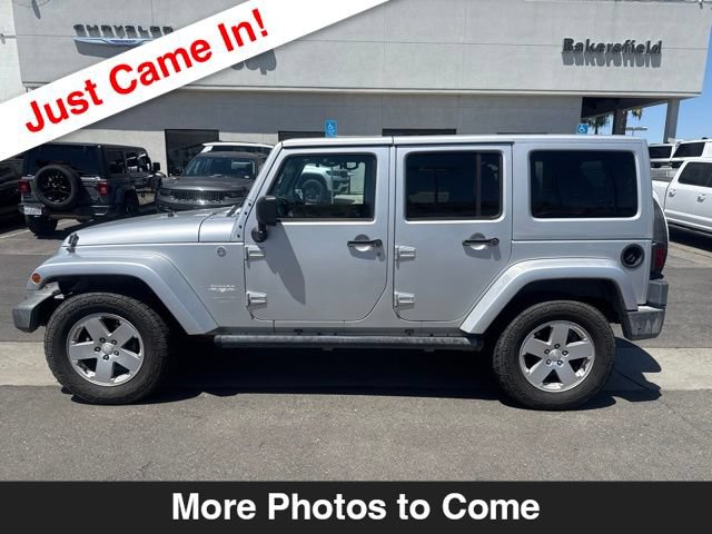 Used 2012 Jeep Wrangler Unlimited Sahara w/ Connectivity Group AWD/4WD image 2