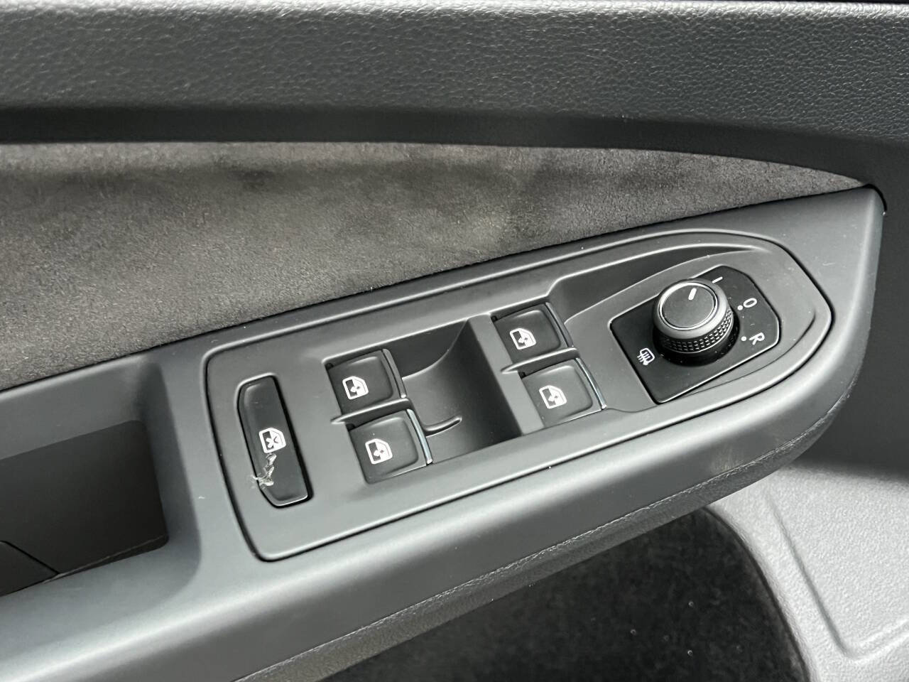 Used 2023 Volkswagen GTI SE image 19