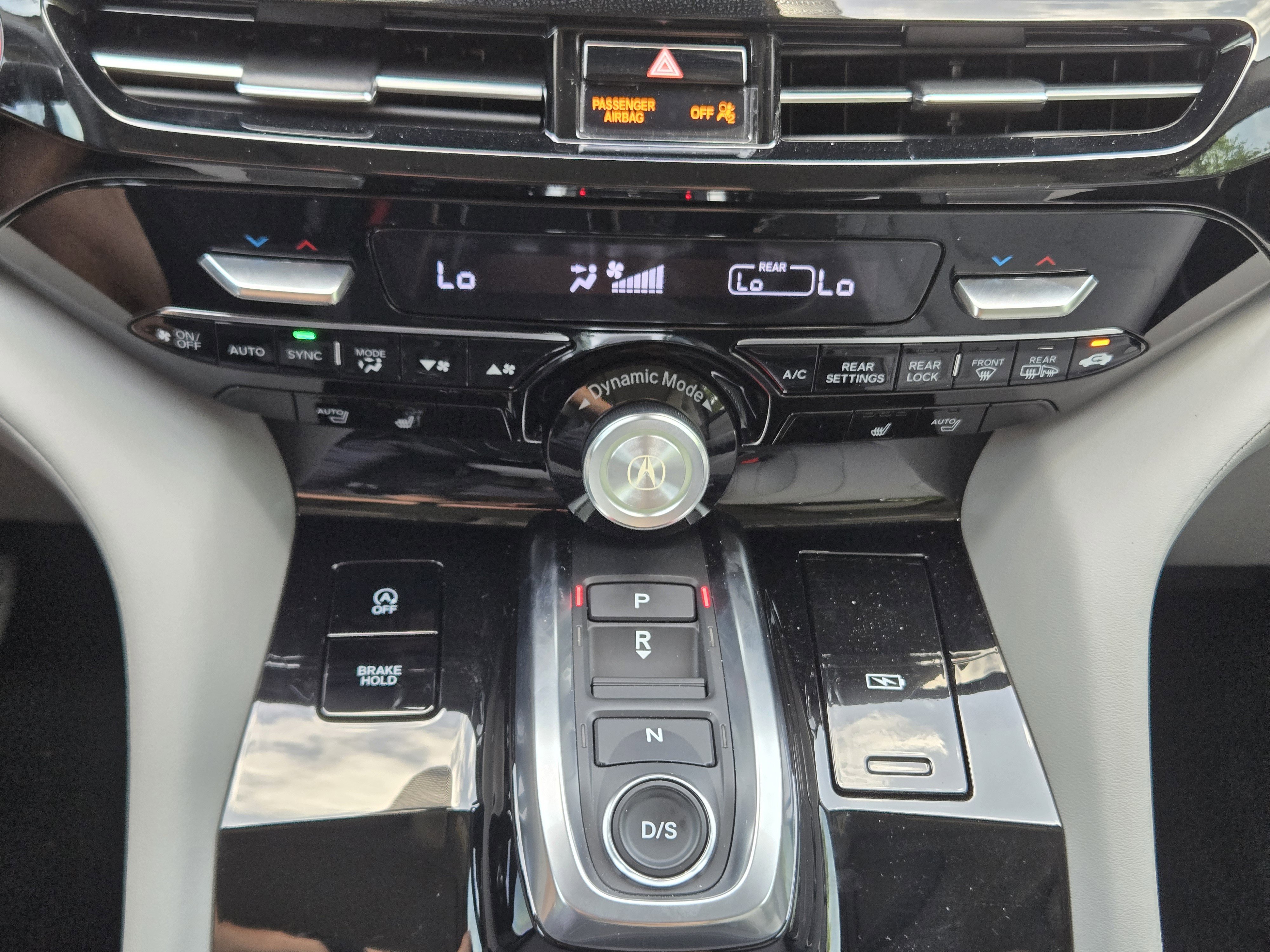 Certified 2026 Acura MDX FWD w/ Technology Package image 19