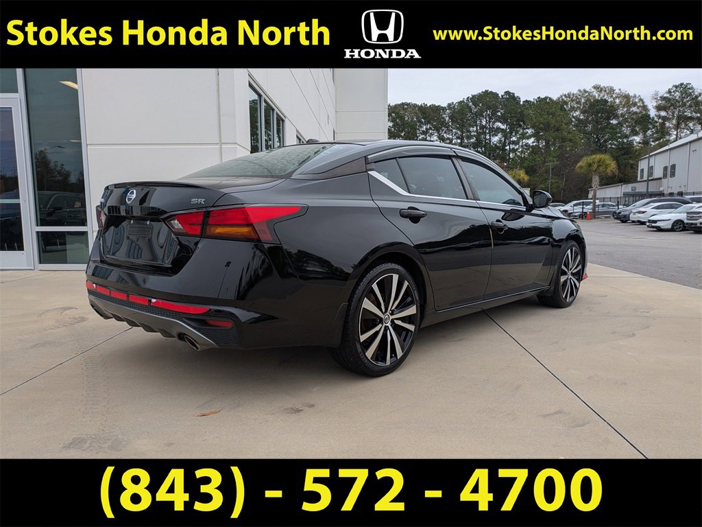 Used 2020 Nissan Altima 2.5 SR w/ Premium Package image 4