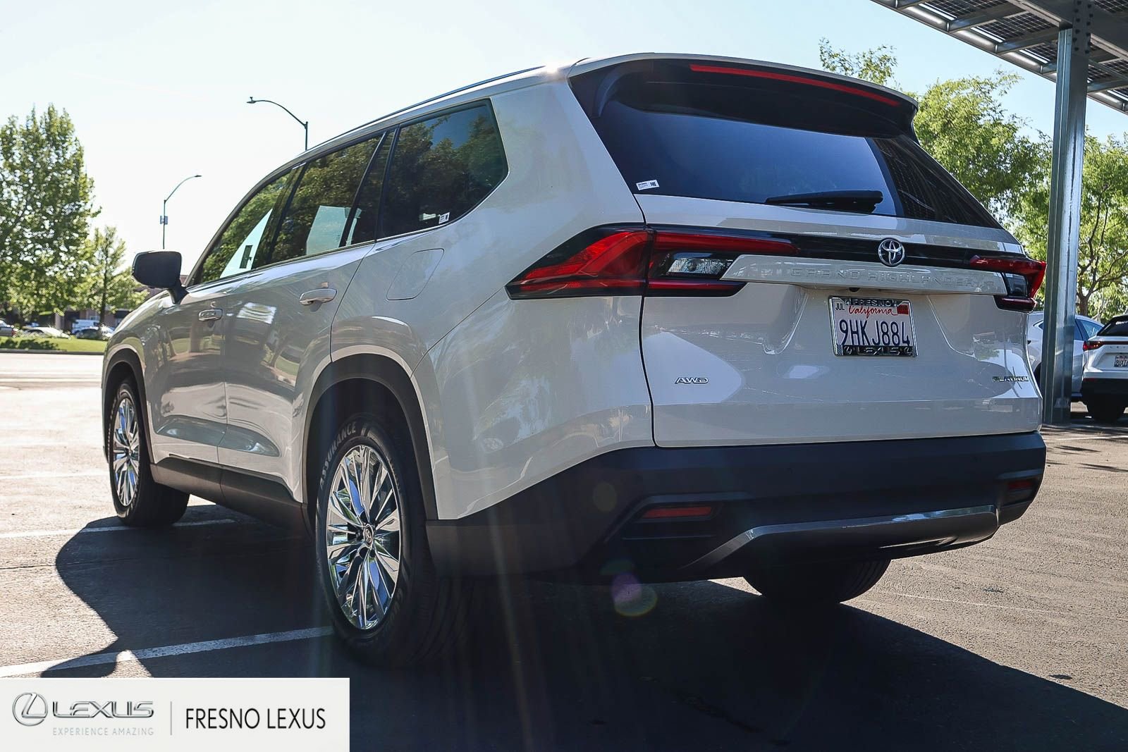 Used 2024 Toyota Grand Highlander Platinum image 4