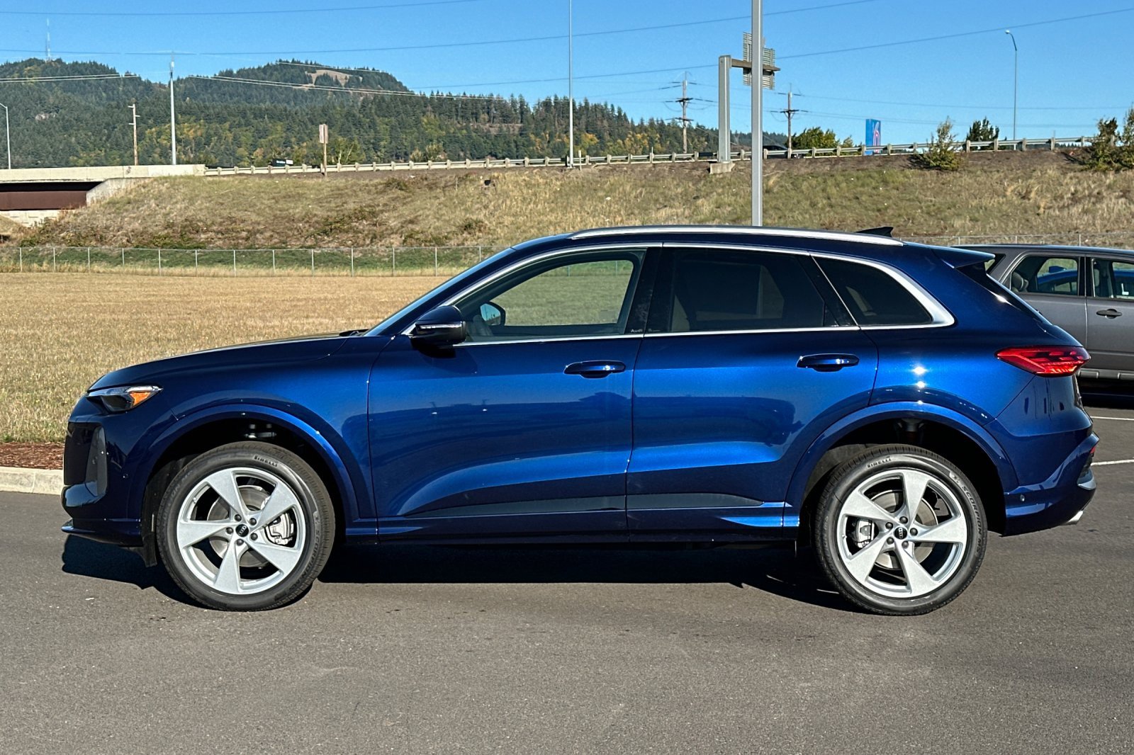 New 2025 Audi Q5 Premium Plus image 6