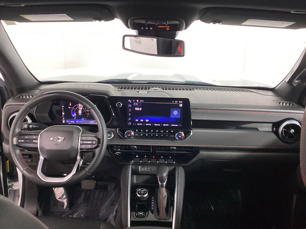 Used 2023 Chevrolet Colorado Z71 w/ Z71 Convenience Package 2 image 18