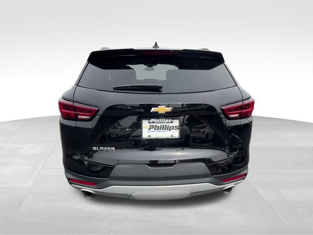 Certified 2024 Chevrolet Blazer LT w/ Convenience Package FWD image 5