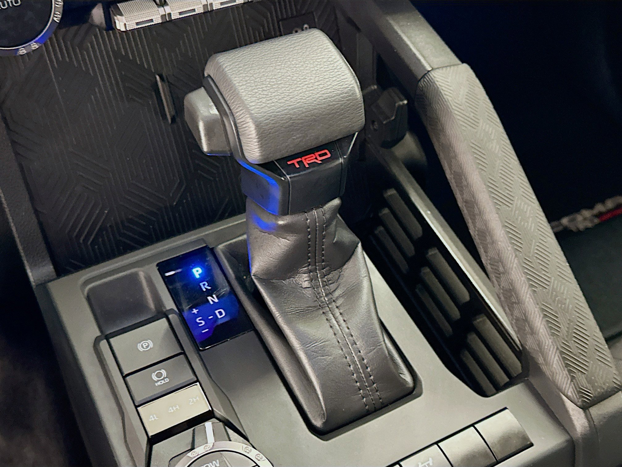 Used 2025 Toyota Tacoma TRD Off-Road image 25