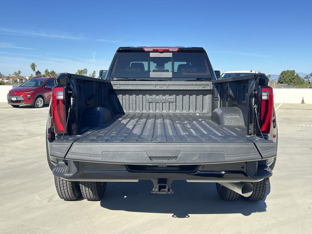 New 2026 GMC Sierra 3500 Denali Ultimate image 29