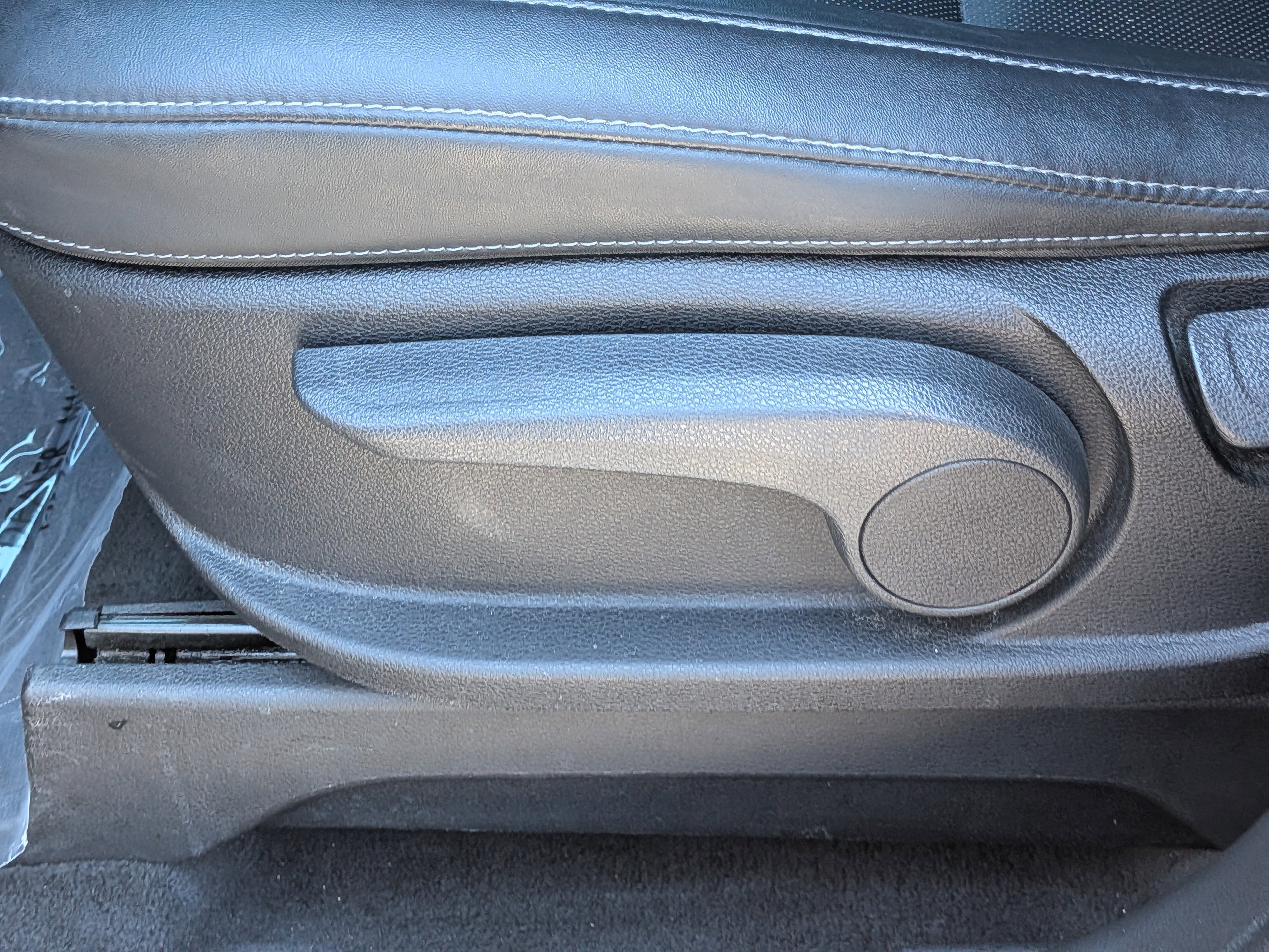 Used 2022 Kia Telluride LX image 23