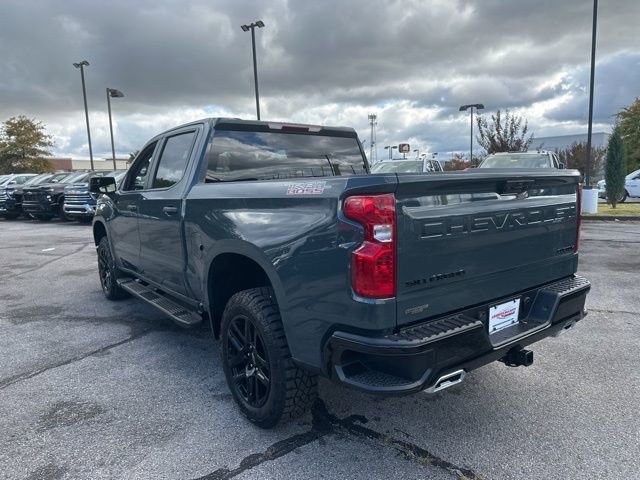 New 2026 Chevrolet Silverado 1500 Custom Trail Boss w/ LPO, Dark Essentials Package image 5