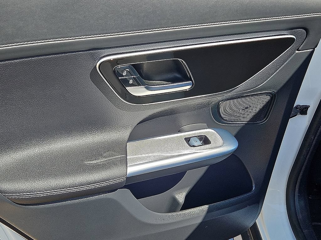 Certified 2025 Mercedes-Benz GLC 43 AMG 4MATIC image 15