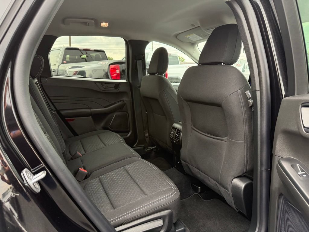 Used 2024 Ford Escape Active AWD/4WD image 20