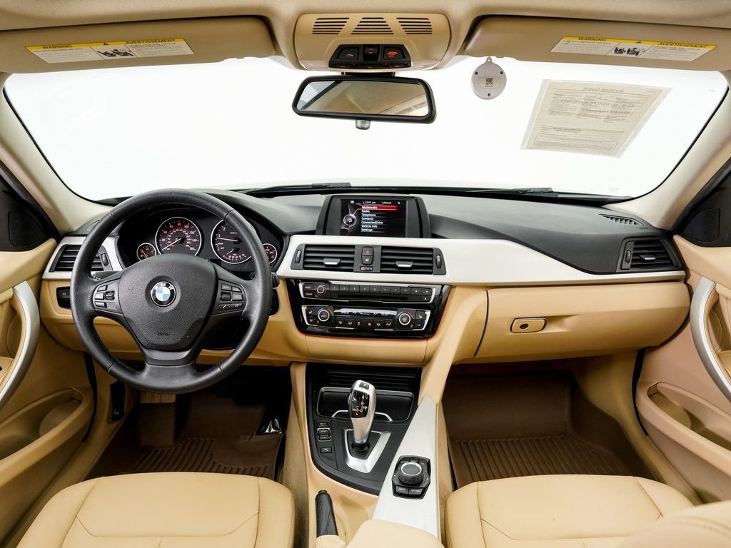 Used 2016 BMW 320i xDrive 320i xDrive image 21