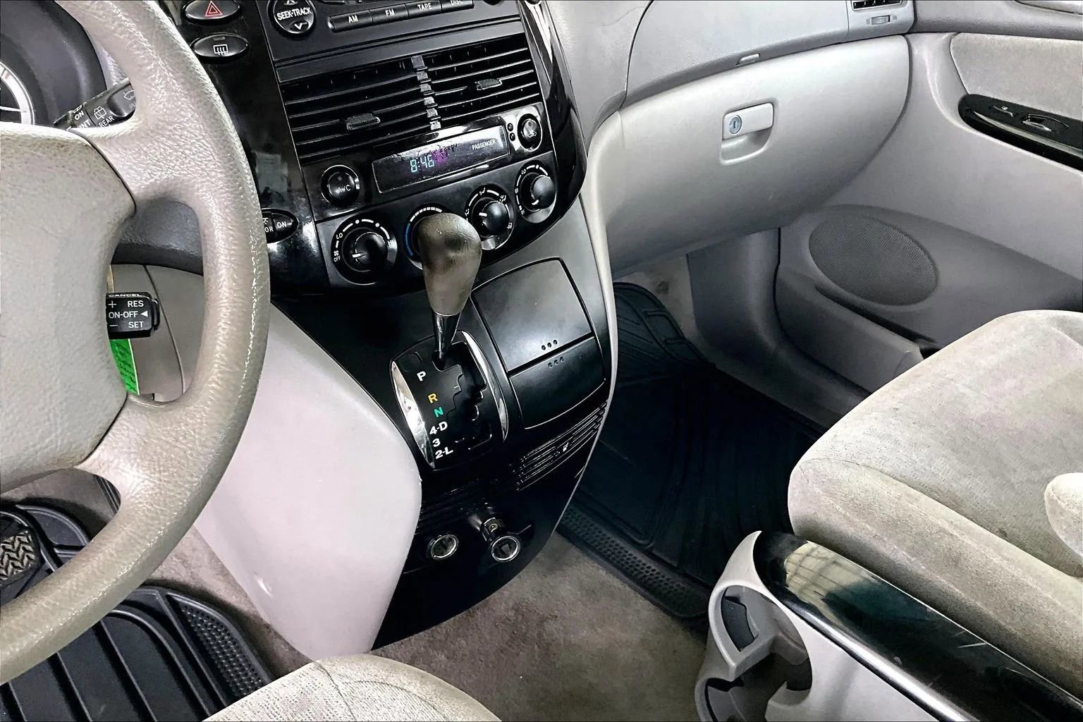 Used 2004 Toyota Sienna FWD image 12