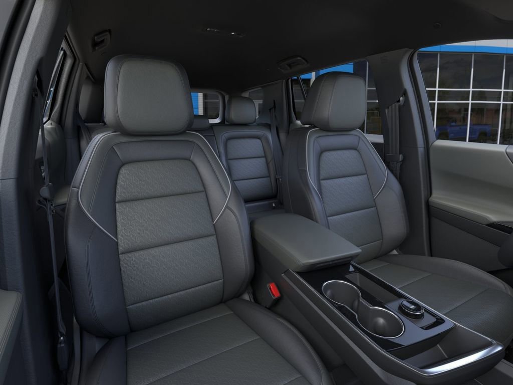 New 2026 Chevrolet Equinox LT w/ Convenience Package II AWD/4WD image 16