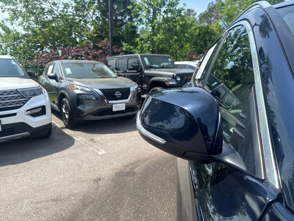 Used 2019 INFINITI QX50 Luxe FWD image 38