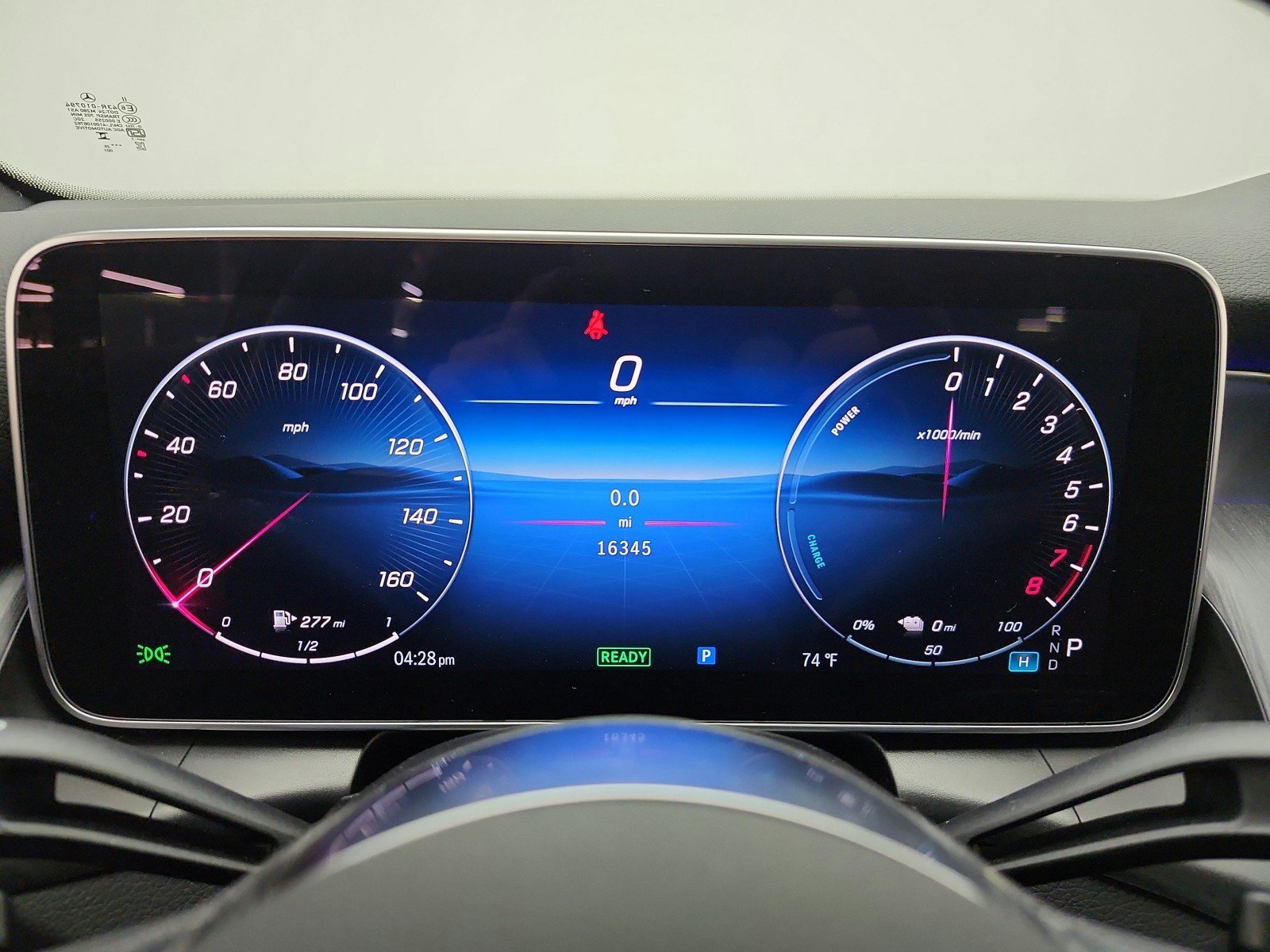Used 2025 Mercedes-Benz GLC 350e 4MATIC image 10