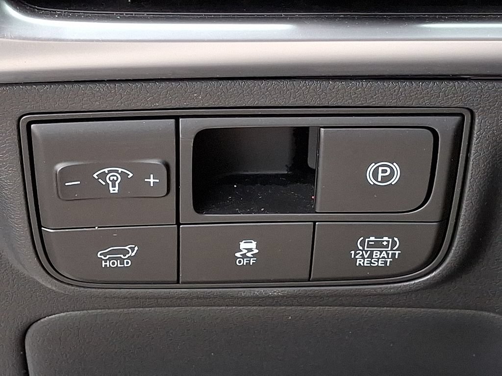 Certified 2025 Hyundai Tucson SEL AWD/4WD image 28