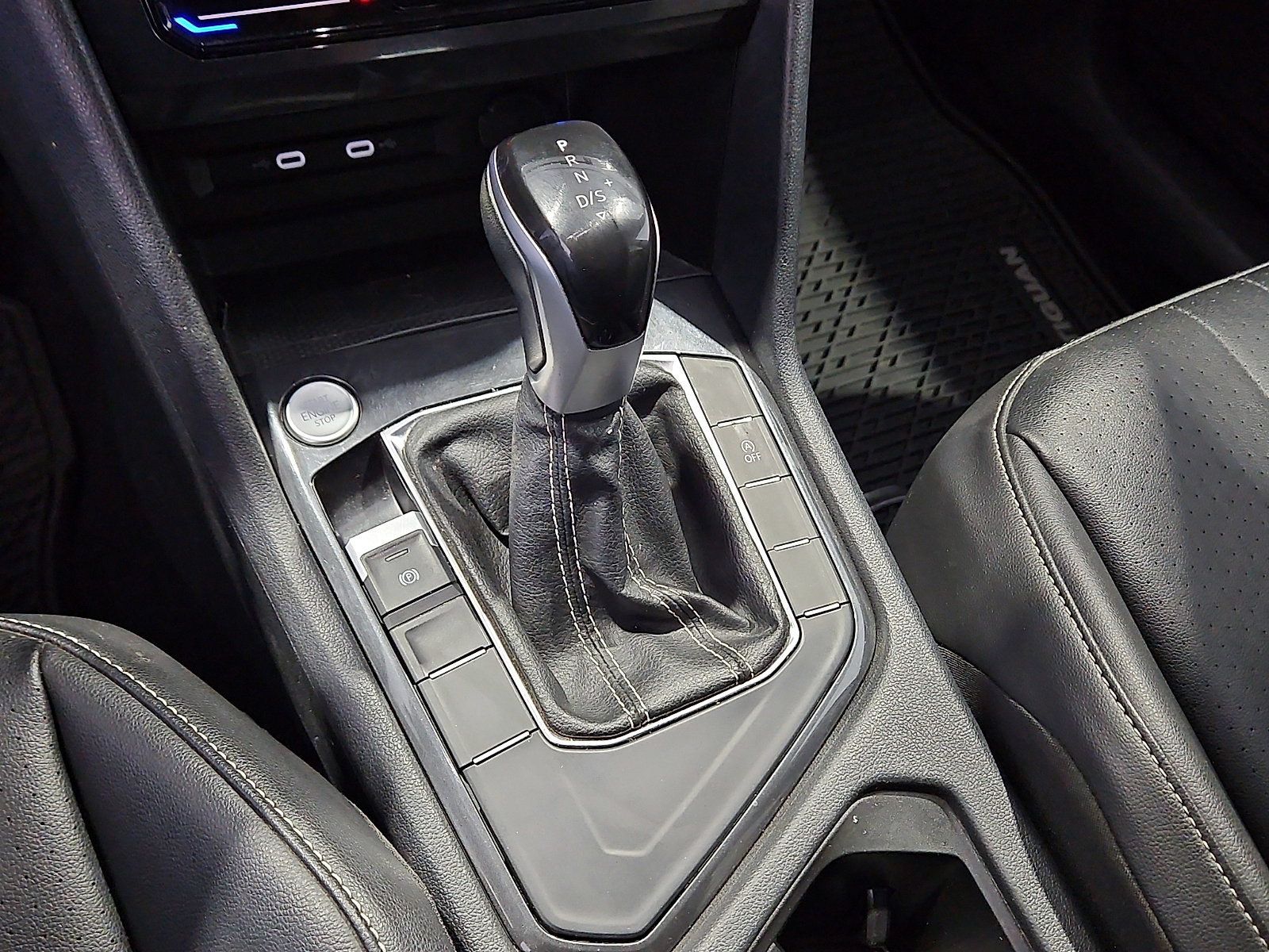 Certified 2022 Volkswagen Tiguan SE FWD image 13