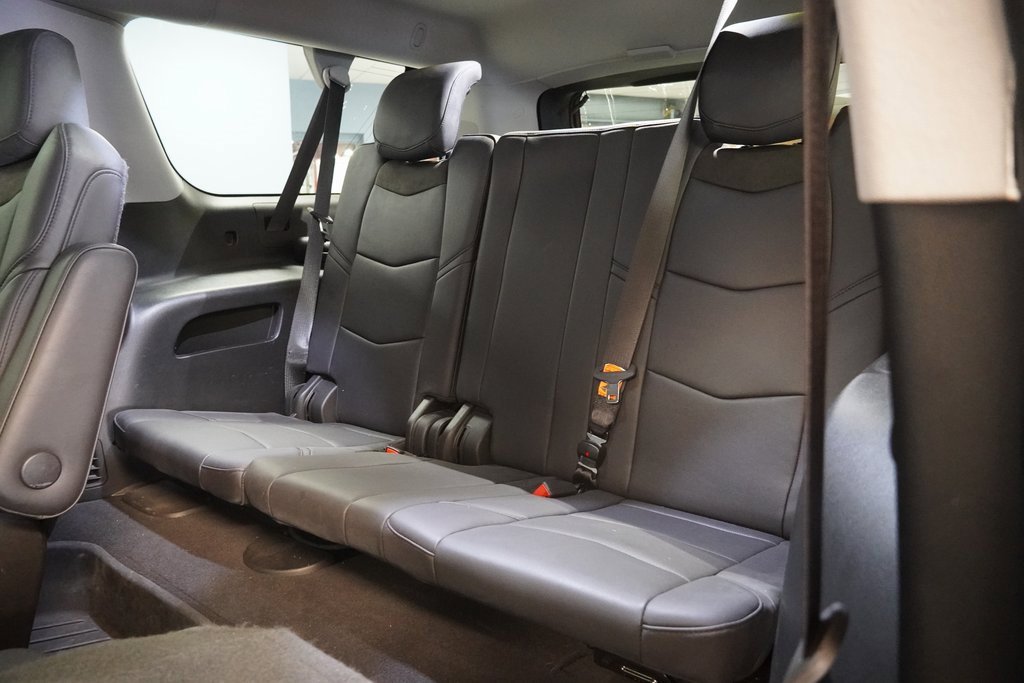Used 2020 Cadillac Escalade ESV Luxury image 29