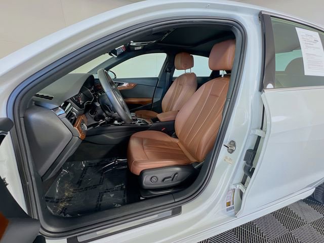Used 2023 Audi A4 2.0T Premium w/ Convenience Package image 13