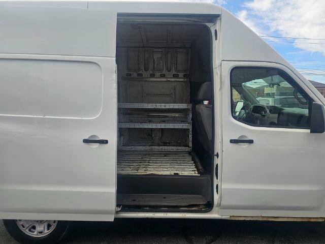 Used 2012 Nissan NV 2500 S w/ Side Curtain Airbag Pkg RWD image 31