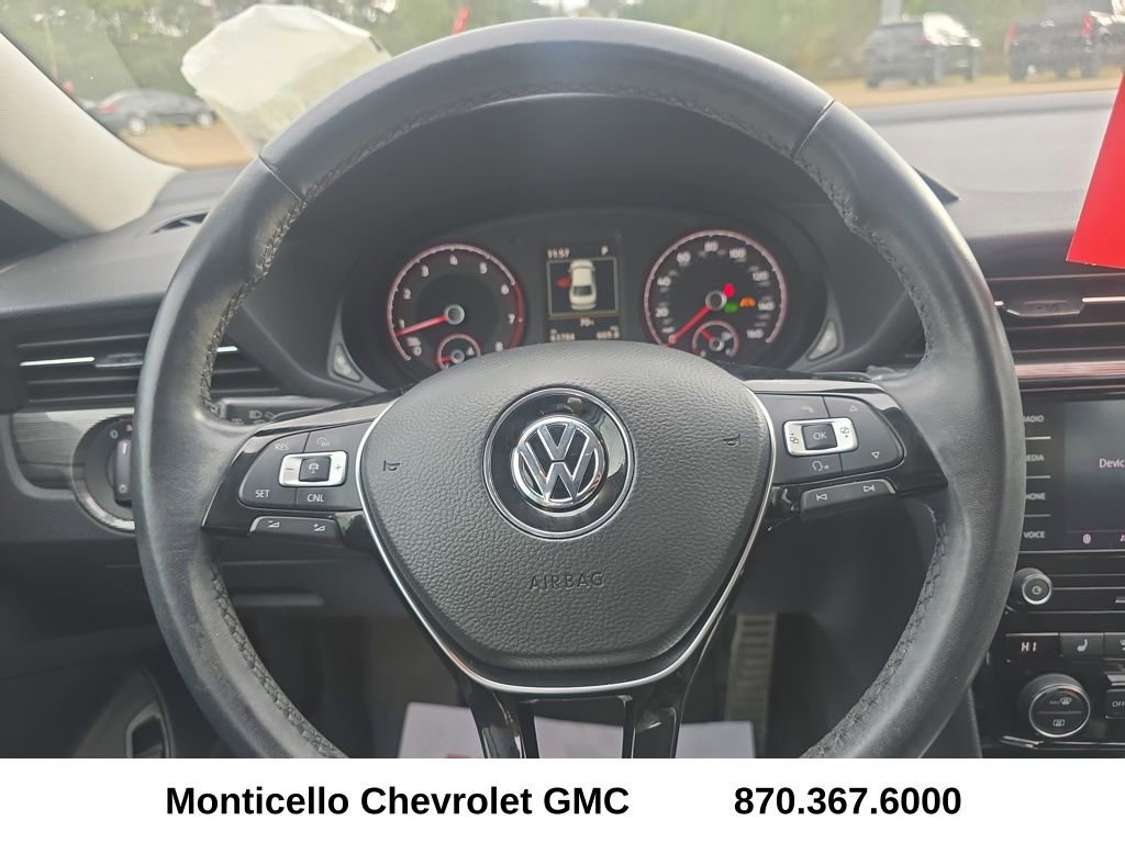 Used 2020 Volkswagen Passat 2.0T R-Line image 28