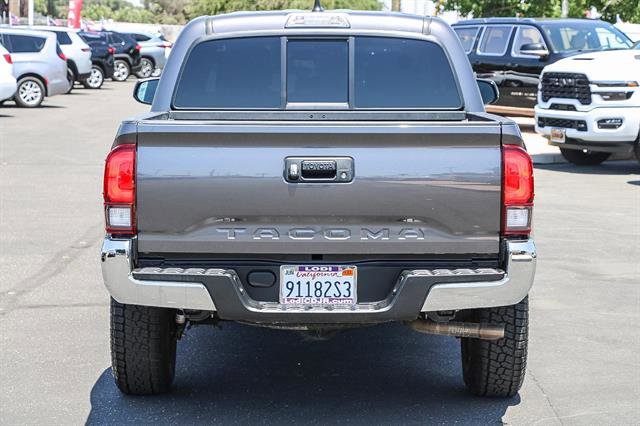 Used 2022 Toyota Tacoma SR5 image 3