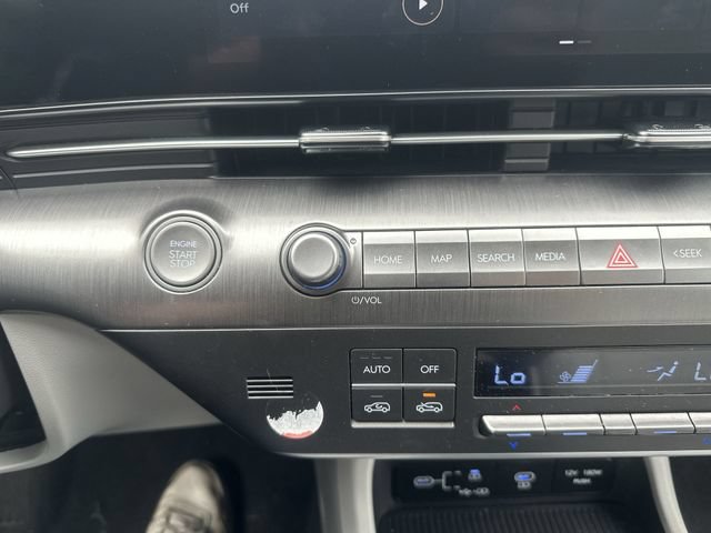 Used 2025 Hyundai Kona SEL AWD/4WD image 14
