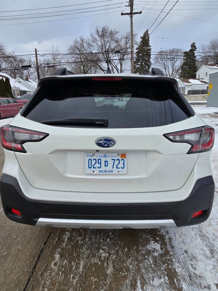 Used 2025 Subaru Outback Limited image 9