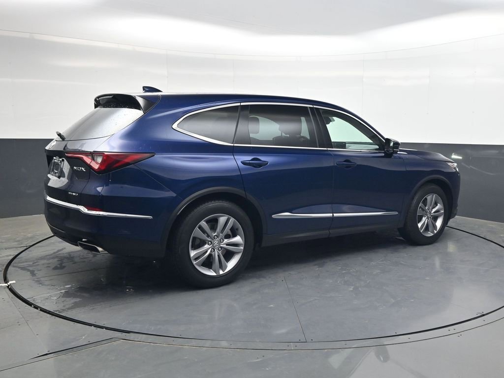 Used 2023 Acura MDX SH-AWD image 4