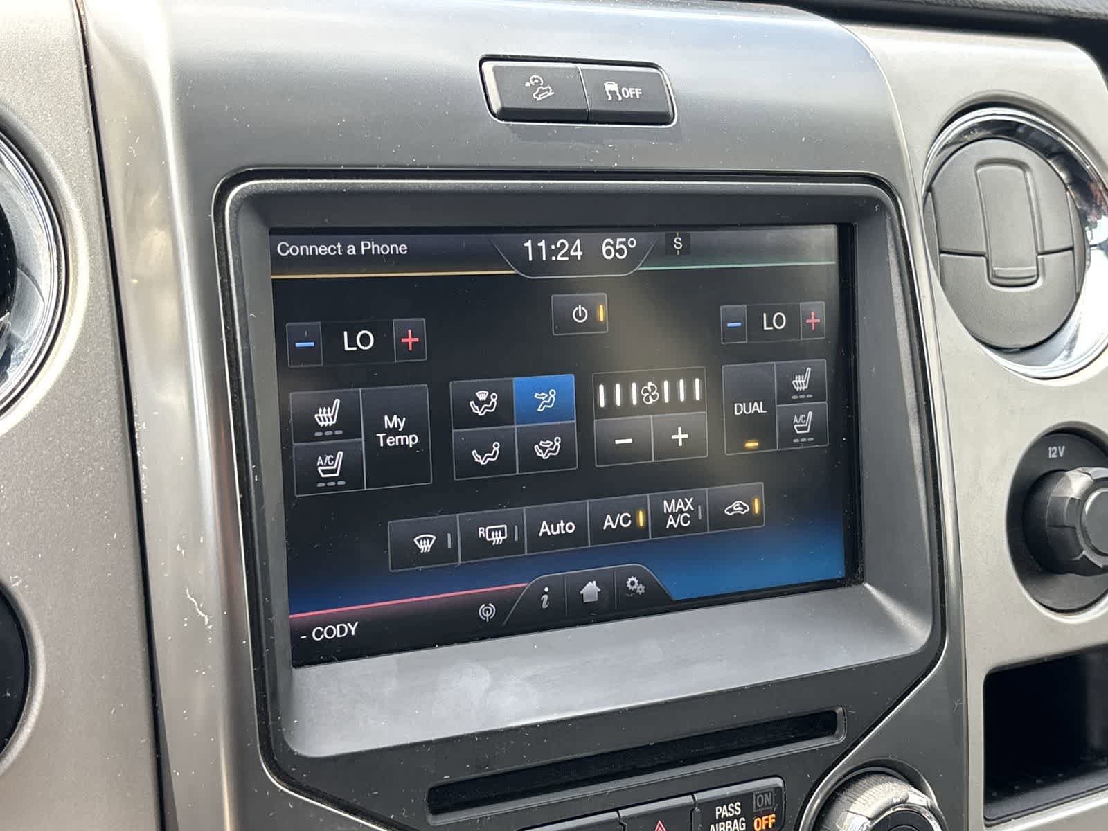 Used 2014 Ford F150 FX4 w/ Equipment Group 402A Luxury AWD/4WD image 20