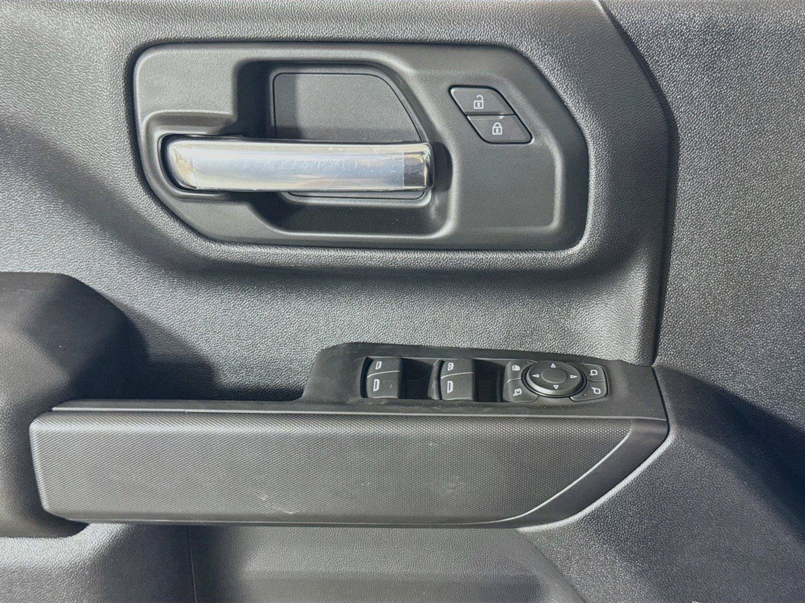 New 2026 Chevrolet Silverado 2500 Custom w/ Custom Value Package AWD/4WD image 16
