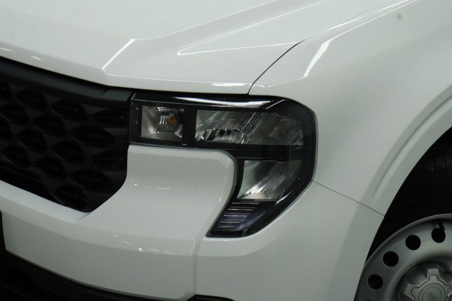 Used 2025 Ford Maverick XL FWD image 2