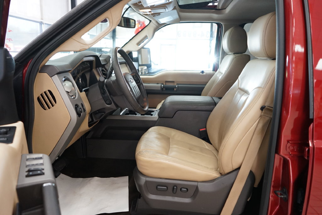 Used 2013 Ford F250 Lariat w/ Lariat Ultimate Pkg AWD/4WD image 29