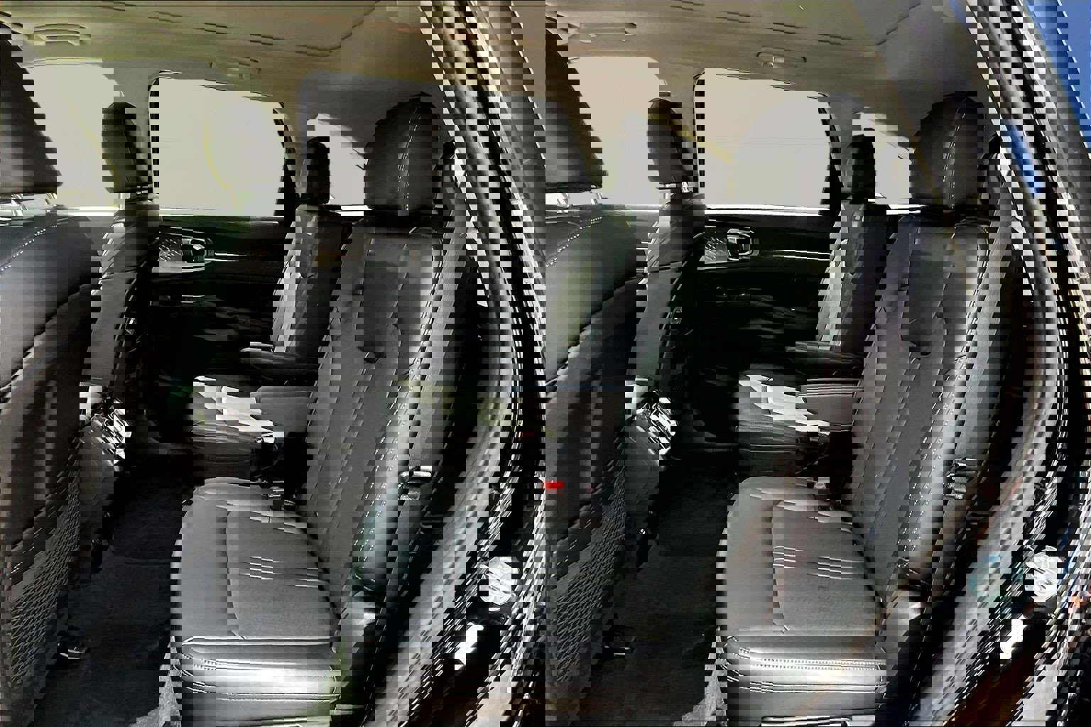 Used 2023 Kia Sorento SX AWD/4WD image 22