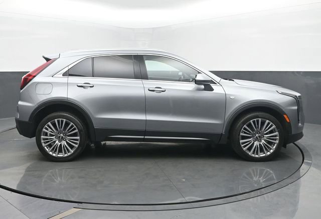 Used 2024 Cadillac XT4 Premium Luxury FWD image 6