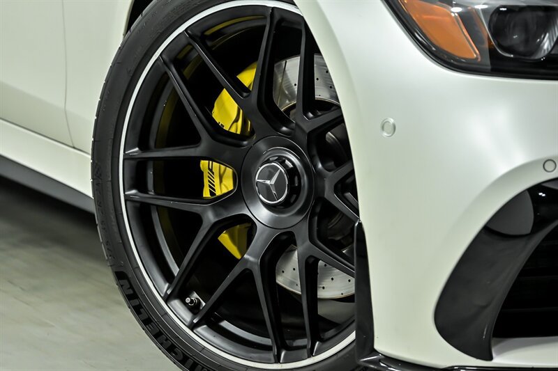 Used 2021 Mercedes-Benz AMG GT 63 S image 4