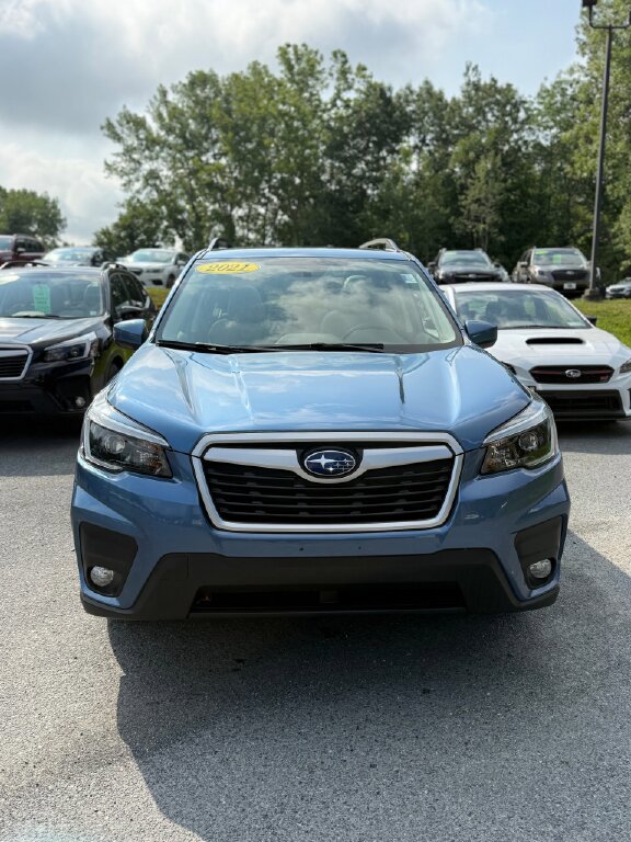 Used 2021 Subaru Forester Premium image 2